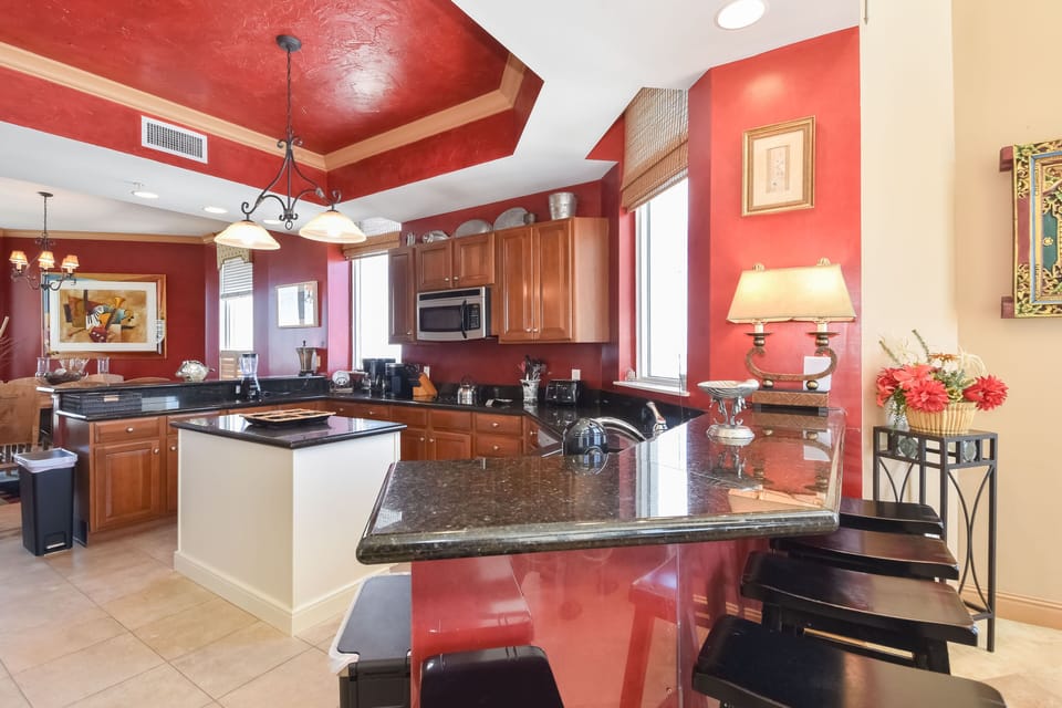 Silver Beach Towers East Penthouse 1701 - Breakfast Bar