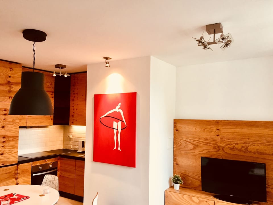 Clean bright and modern decor throughout 