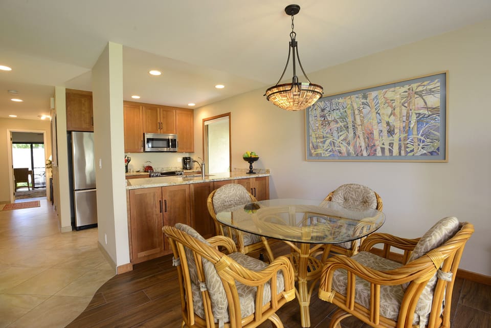 Dining Table - Seating for 4