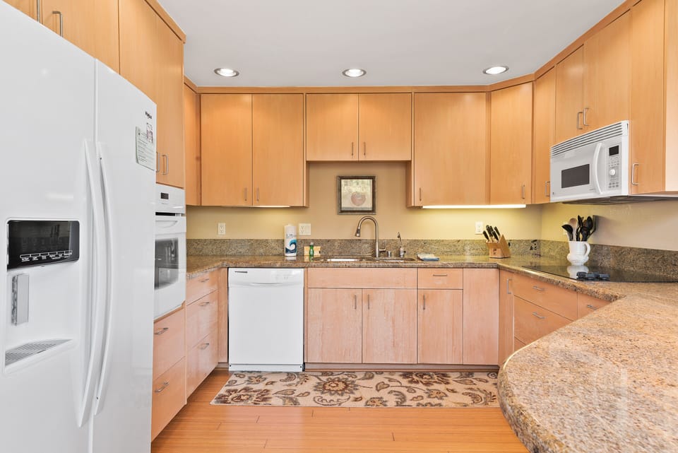 Seascape Chateau bluff-top rental