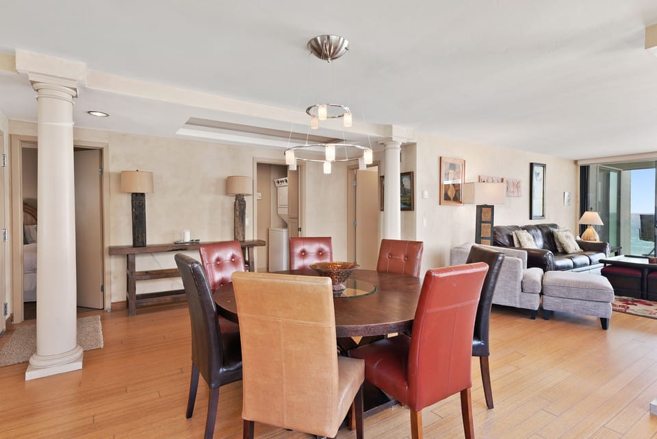 Seascape Chateau bluff-top rental