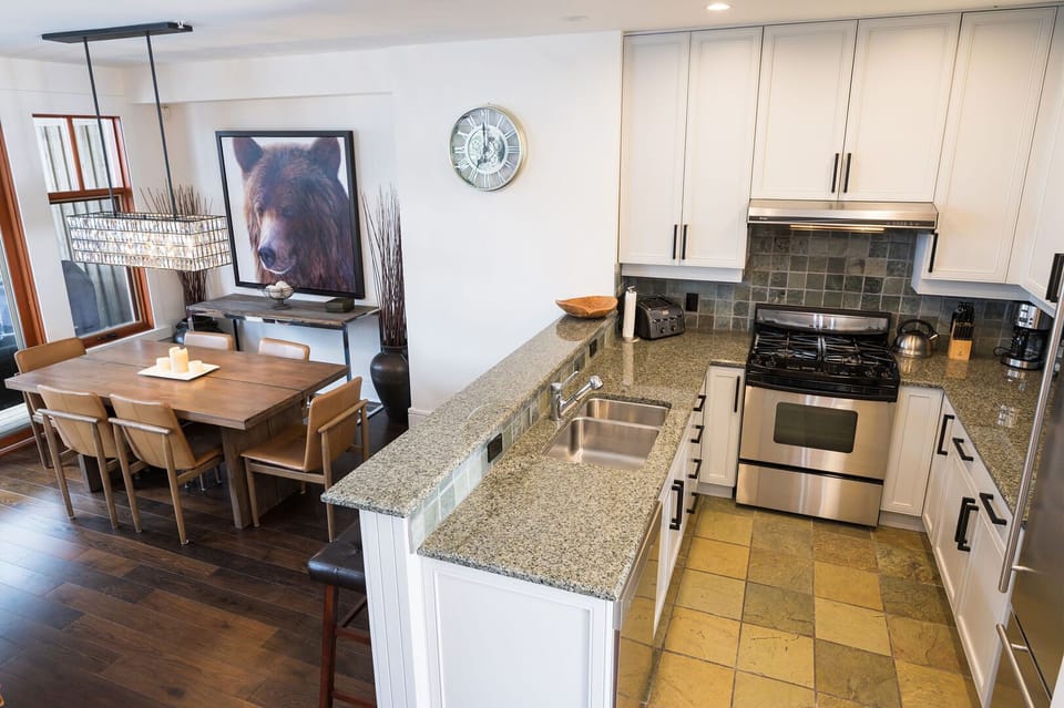 Seamless entertaining in this open concept kitchen and dining space