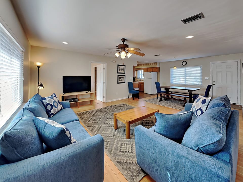 Living Area - Sleeper Sofa (Queen)