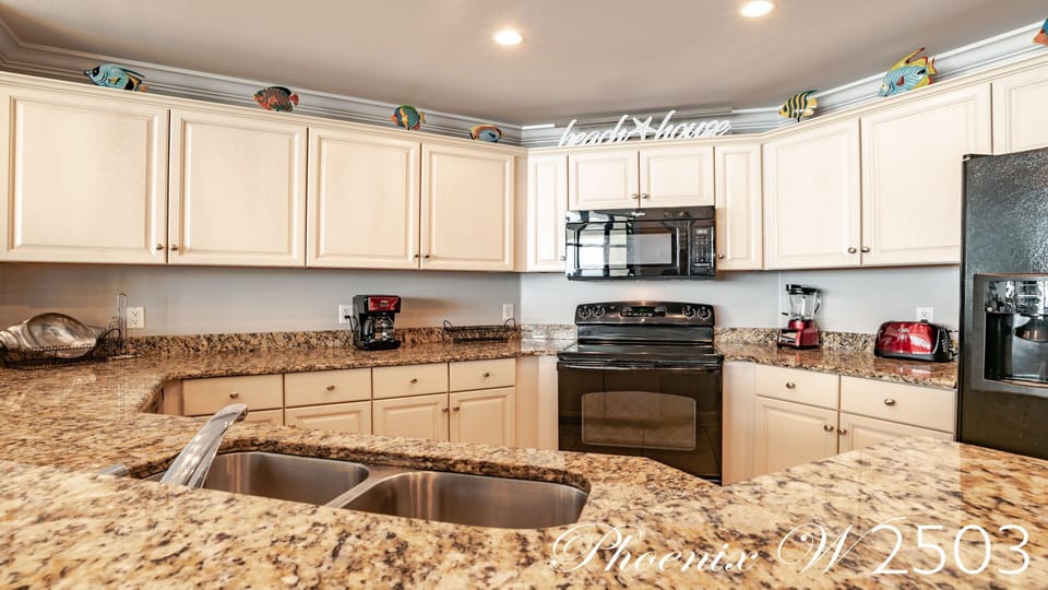 Phoenix West 2503 Kitchen