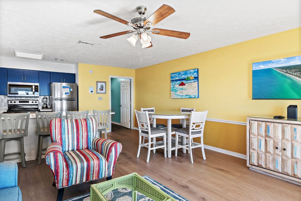 Living room to kitchen view