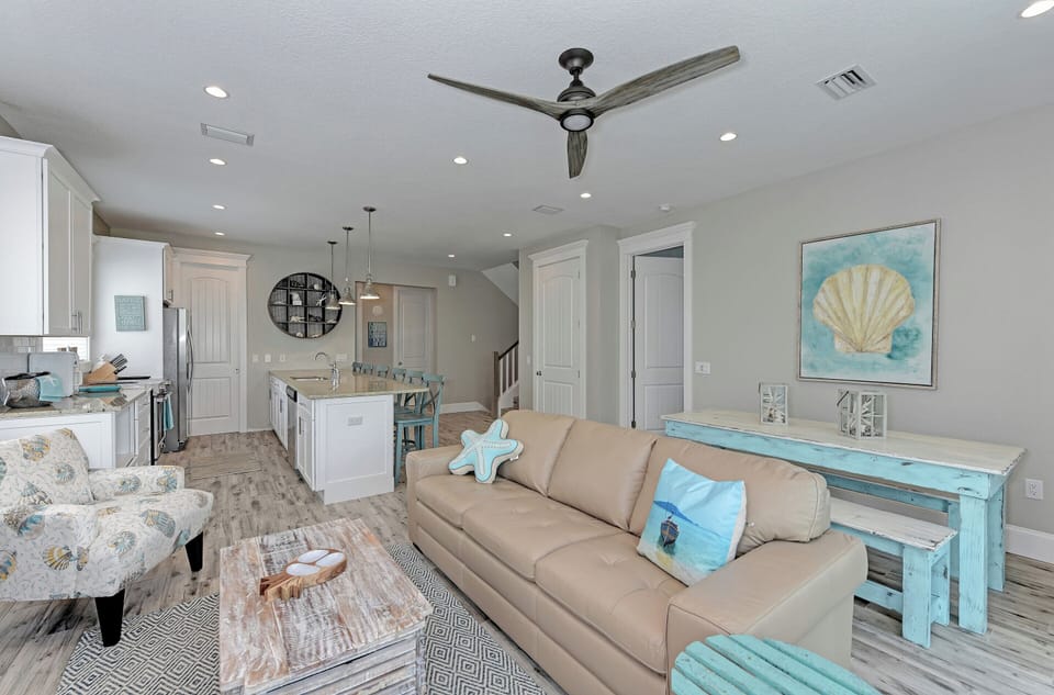 Open concept living from the living, dining and kitchen area