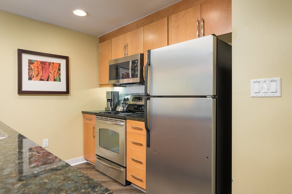 Fully equipped kitchen