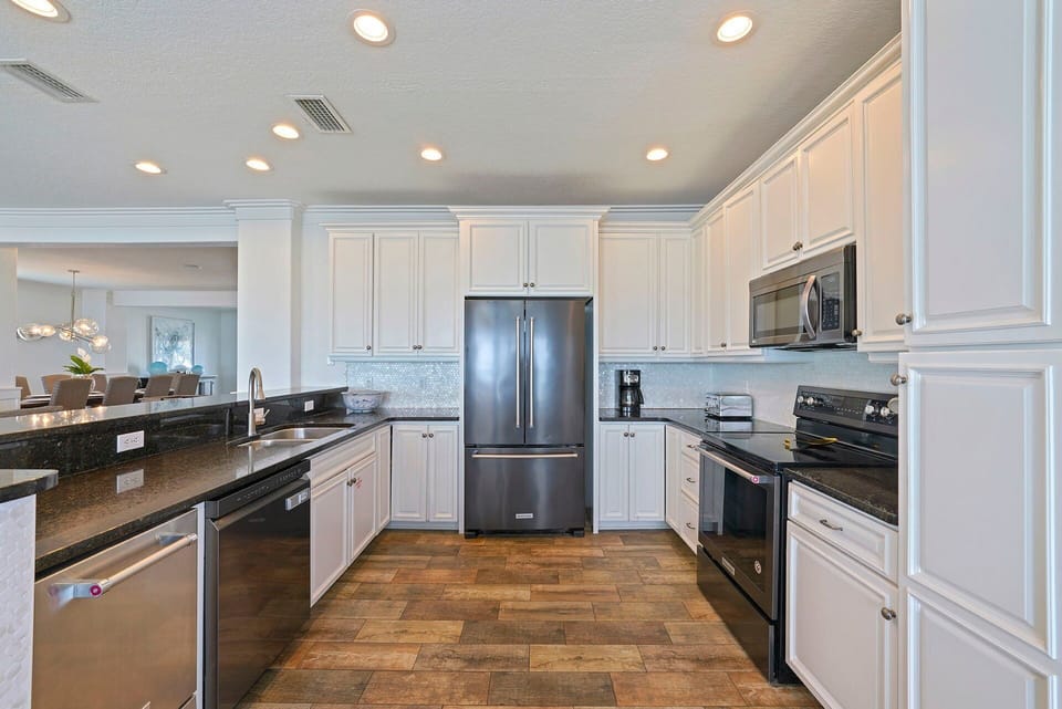 Seaclusion - Miramar Beach - Kitchen