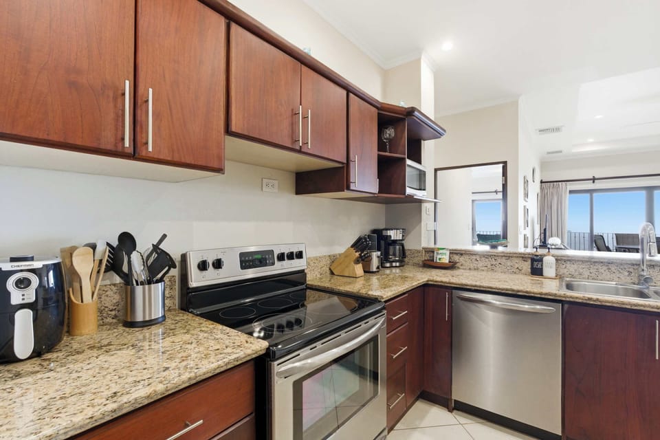 Cook up memories with a view that steals the show.