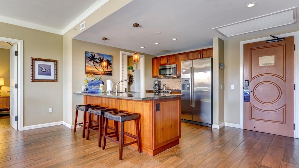 Save money on eating out and prepare meals in this well appointed kitchen 