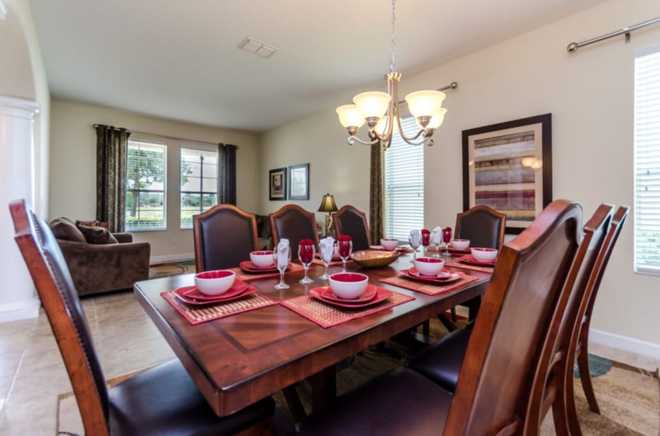 934SuffolkPl_Davenport-10