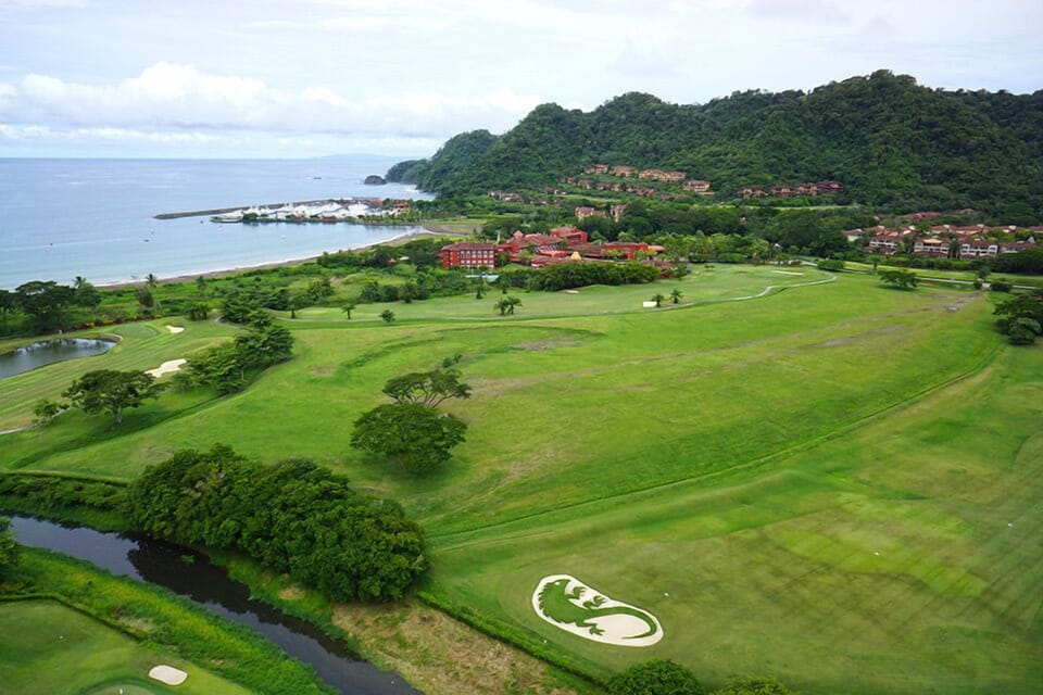 La Iguana Golf Course at Los Sueños Resort. Let us set you up with your Tee Time.