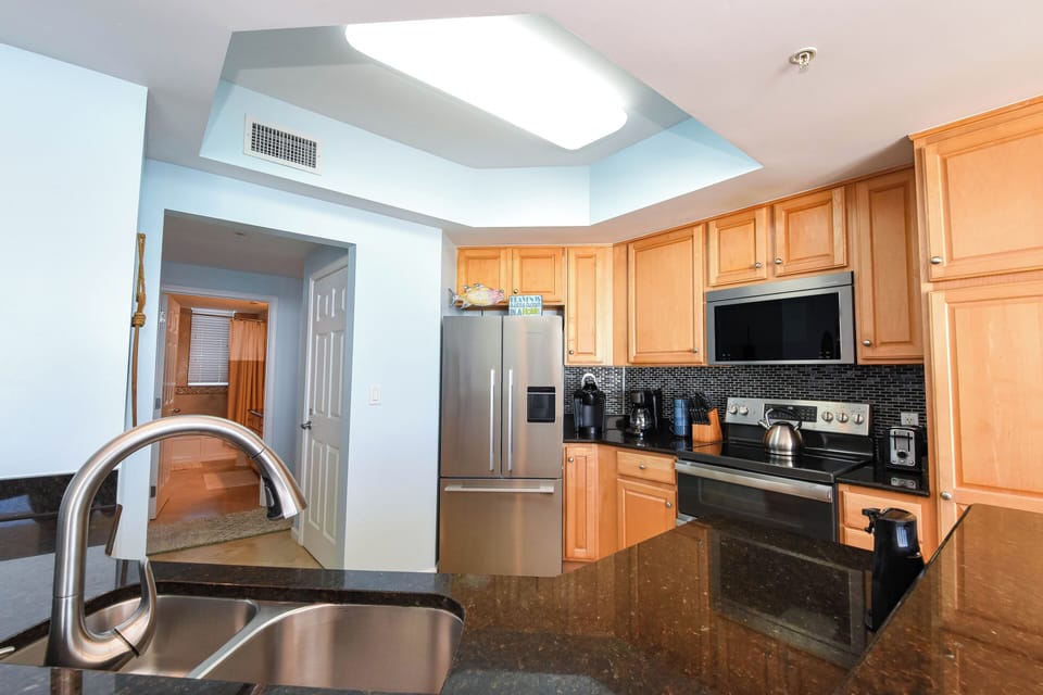 Silver Beach Towers East 1104 - Fully Equipped Kitchen