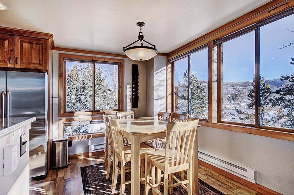 Dining Area - Ski Hill 27 - Breckenridge Vacation Rental