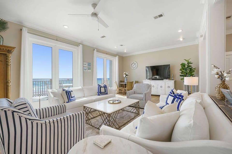 Casa Madalena - Miramar Beach - Living Room