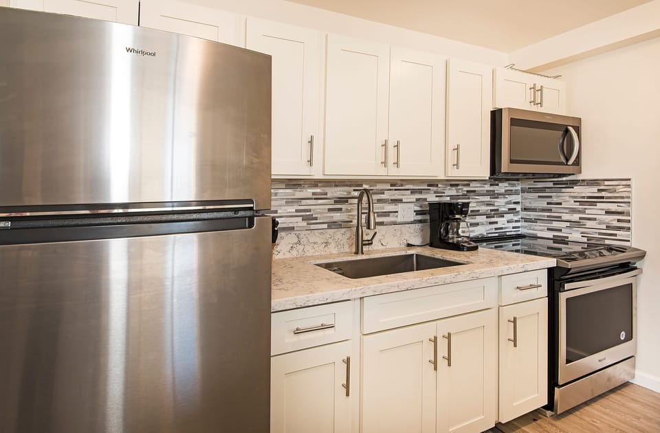 Fully Equipped Kitchen Ready to Cook