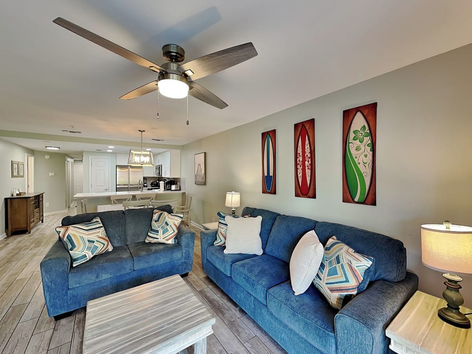 Living Area - Open Floor Plan