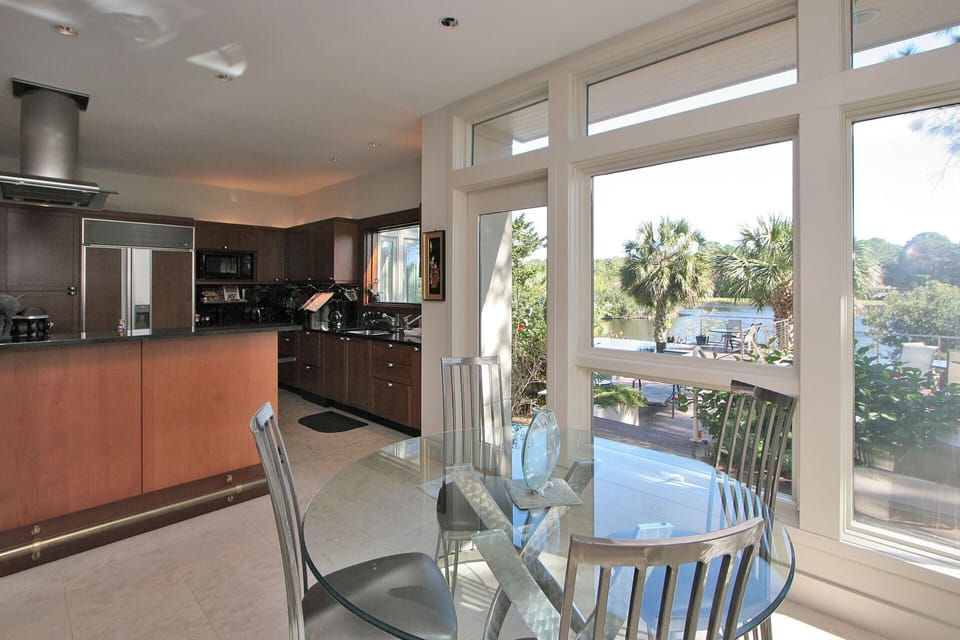 Breakfast Nook