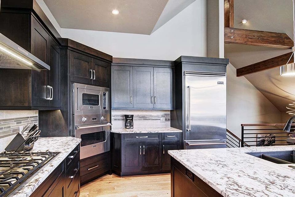 Kitchen - Slopeview Chalet - Breckenridge Vacation Rental