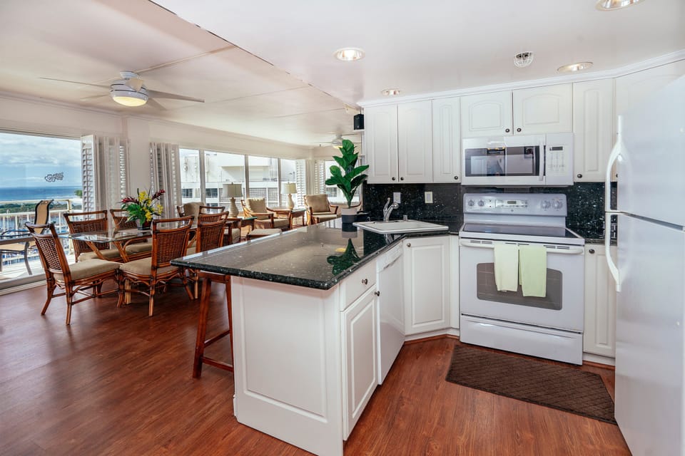 Beautiful Ocean View from the Kitchen