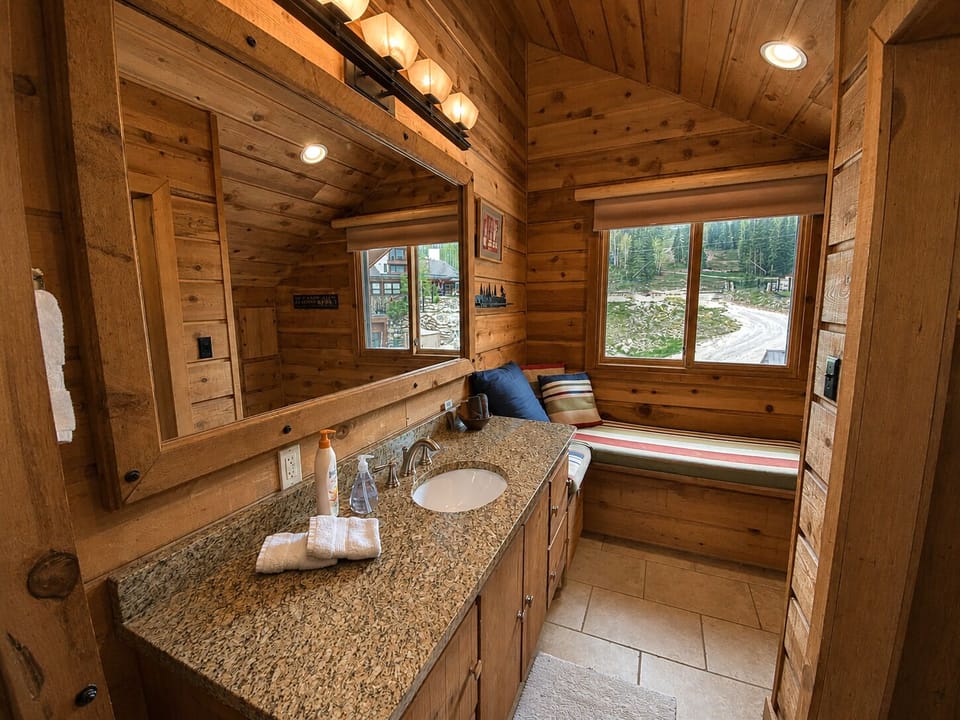 Private Master Bath