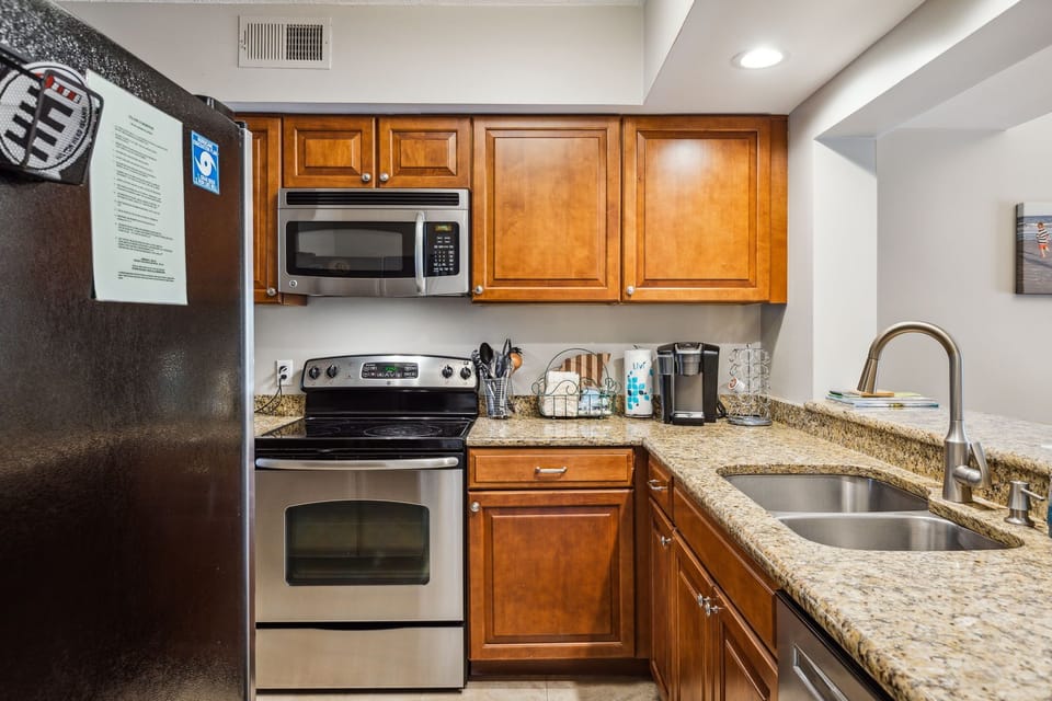 Full Kitchen