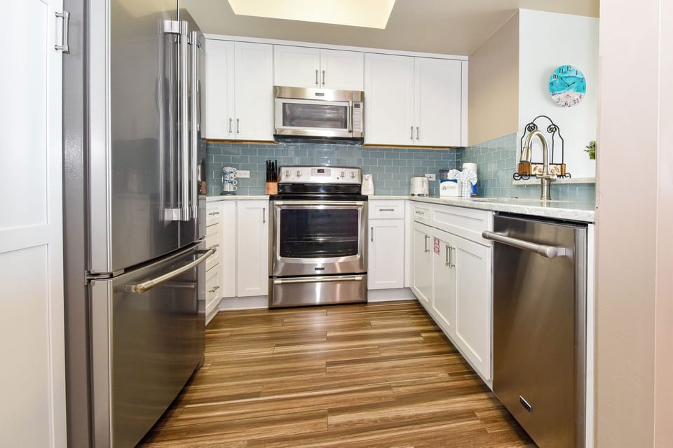 Silver Shells St. Croix 1402 - Fully Equipped Kitchen