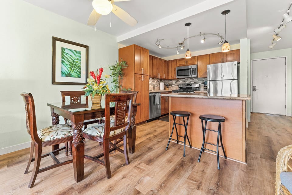 Open Concept Kitchen & Dining Area
