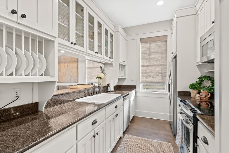 First Floor: Kitchen