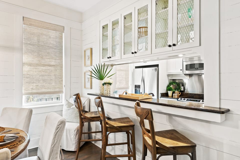 First Floor: Kitchen