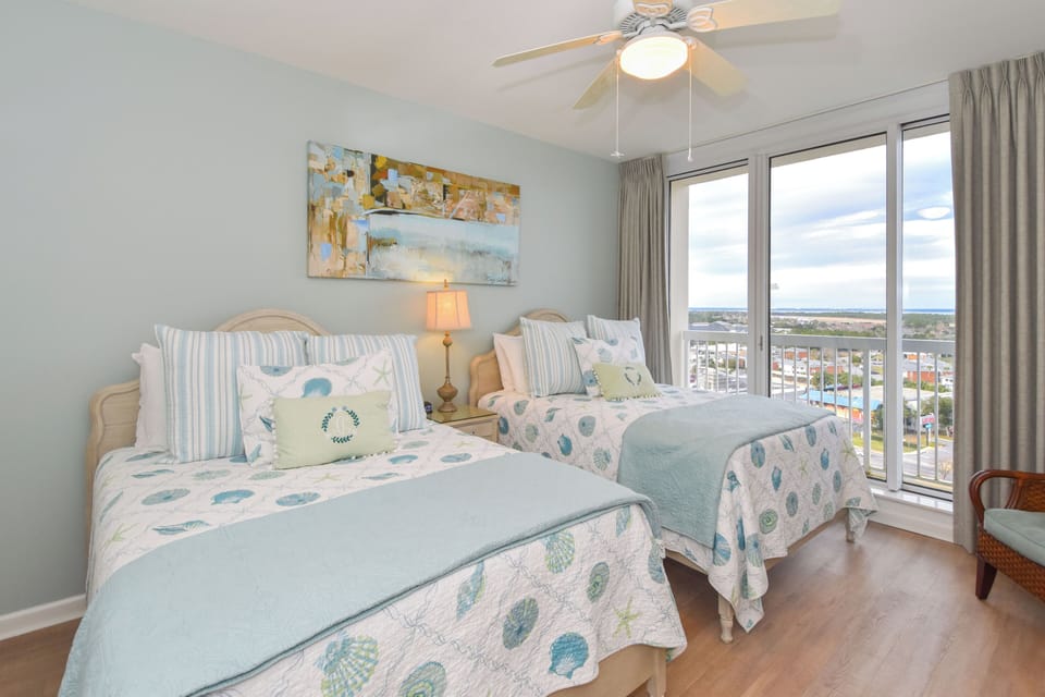 Silver Beach Towers West 1503 - Guest Bedroom