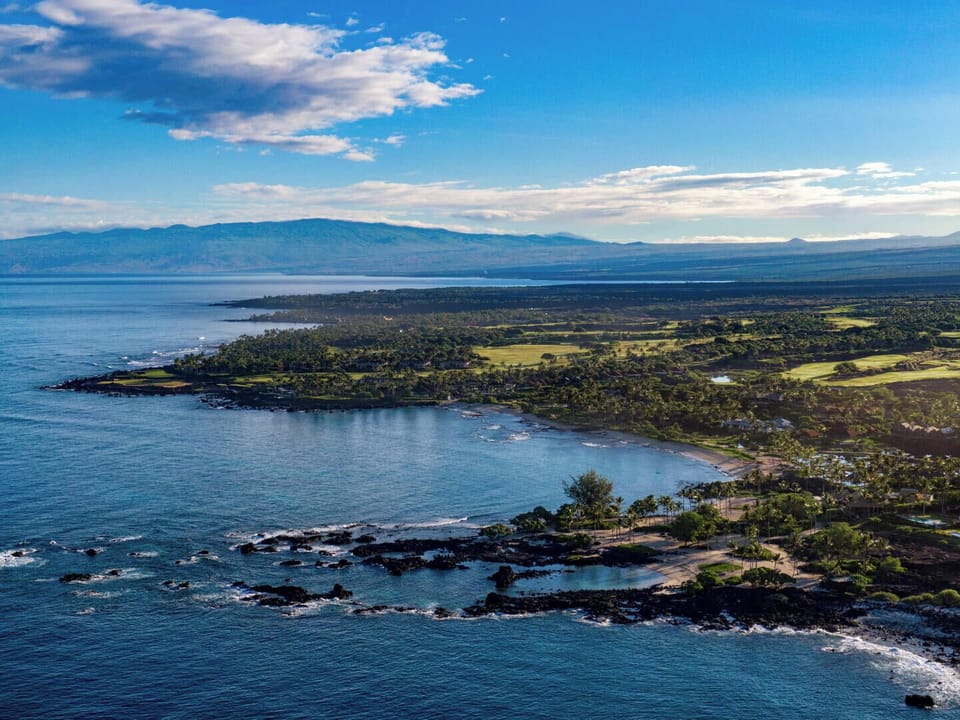 Kukio and Hualalai Resort 