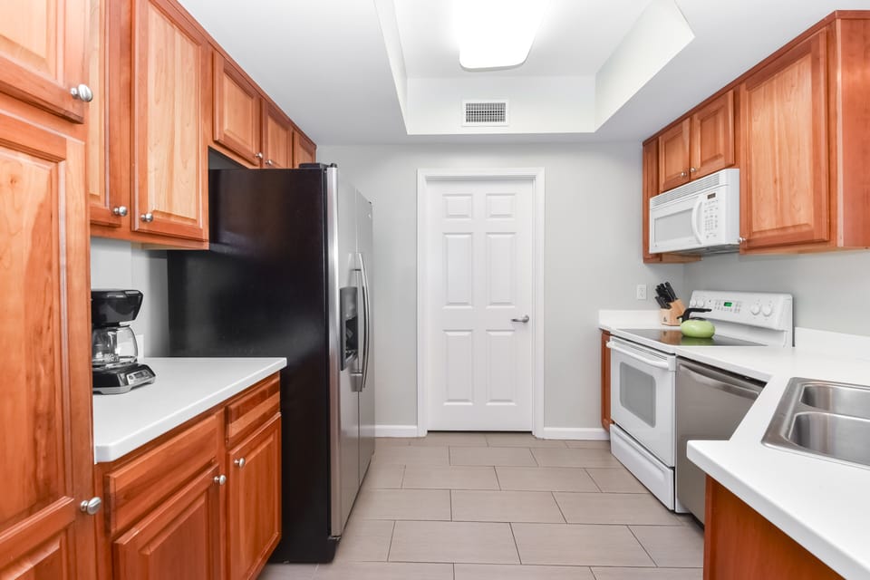 Silver Beach Towers West 602 - Kitchen Area