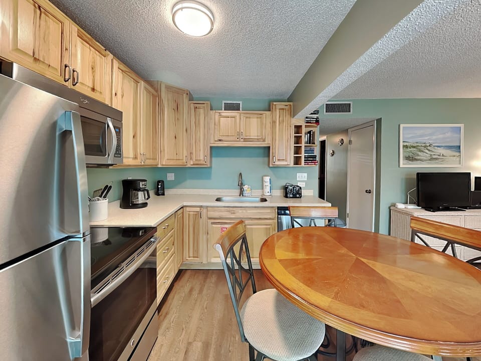 Dining Area and Kitchen