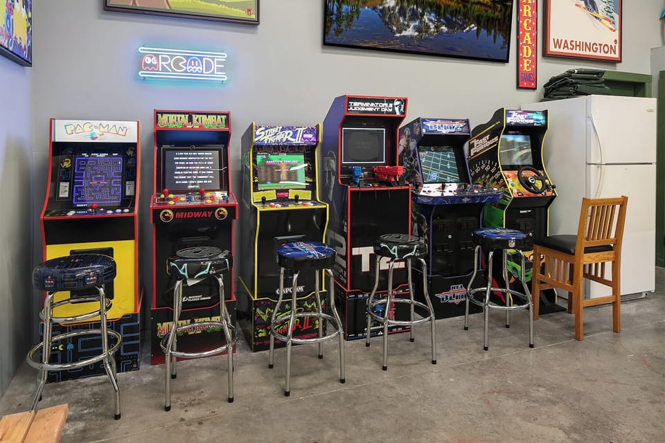 Aspen Lodge and Guest Cottage. - 6 different arcade video games!