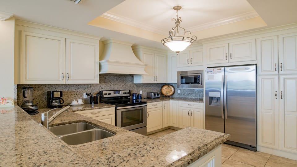 Phoenix West II 2017 Kitchen
