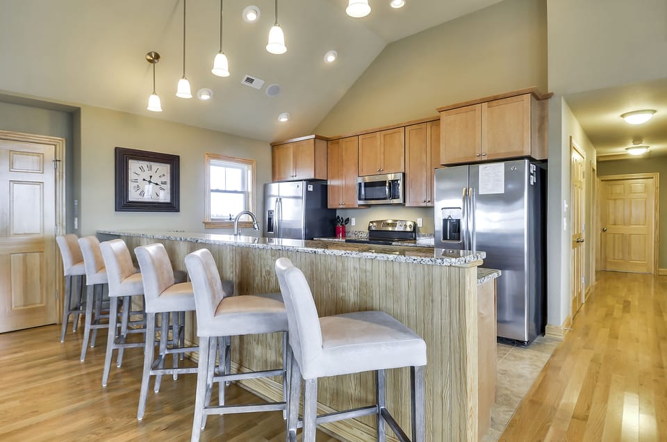 Kitchen - Top Level