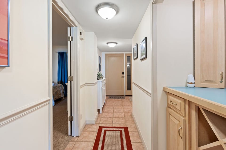 Entrance/Foyer