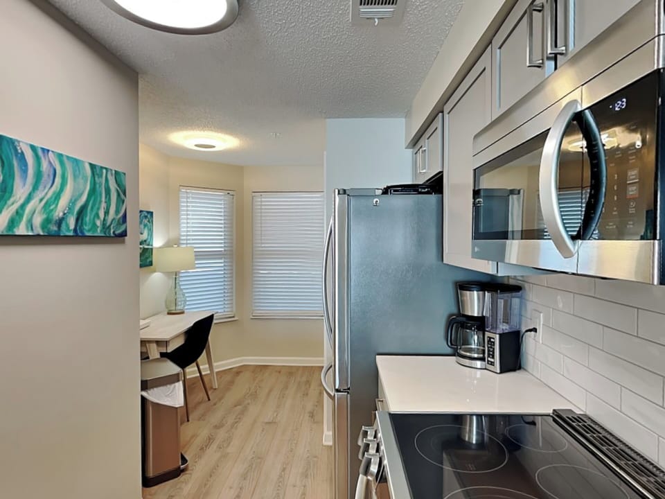 Kitchen - Desk Nook