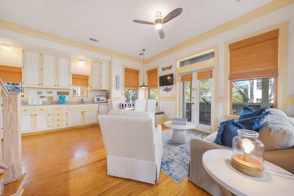LIVING ROOM TO DINING VIEW