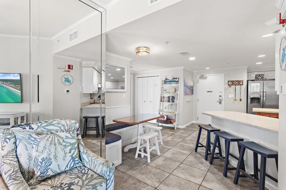 Living & Dining Area