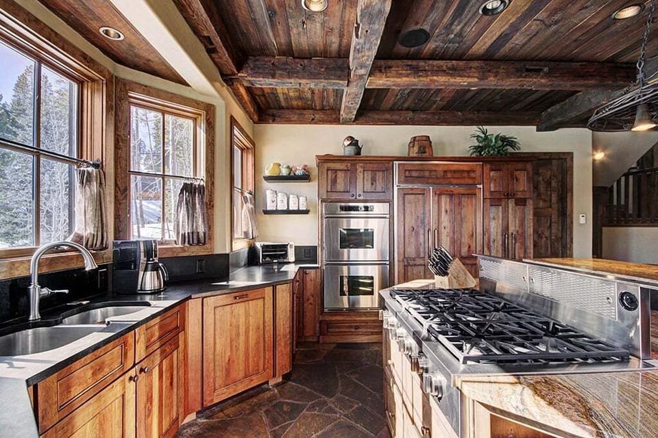 Kitchen - Ski Bridge Lodge - Breckenridge Vacation Rental