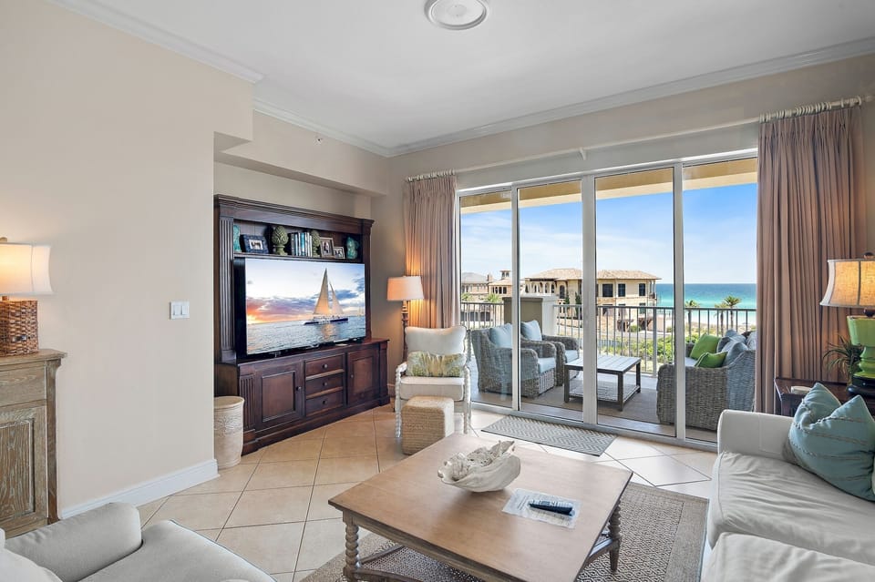 San Remo 409 - Plenty of seating in the living room with access to the private balcony.
