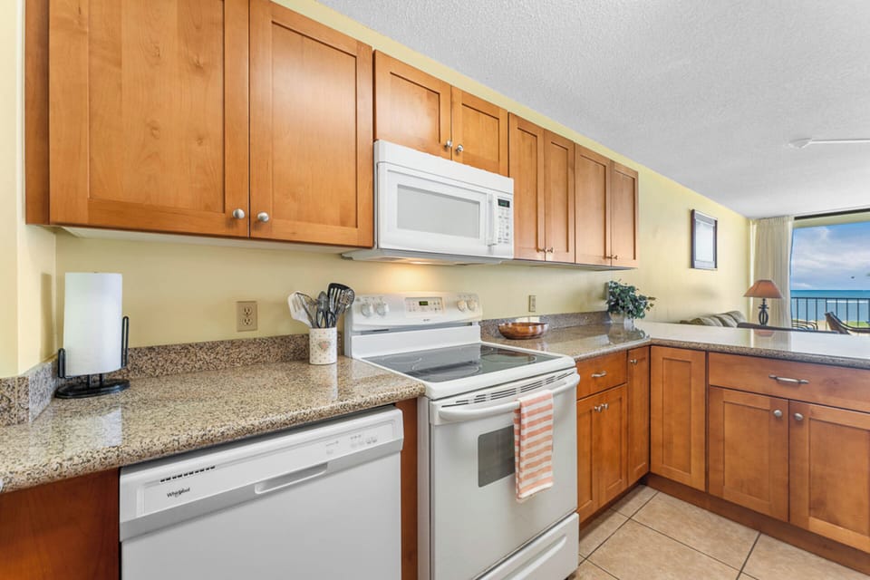Full Size Kitchen