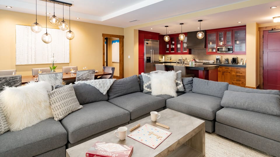 Great Room with beautiful open floor plan, Main Level