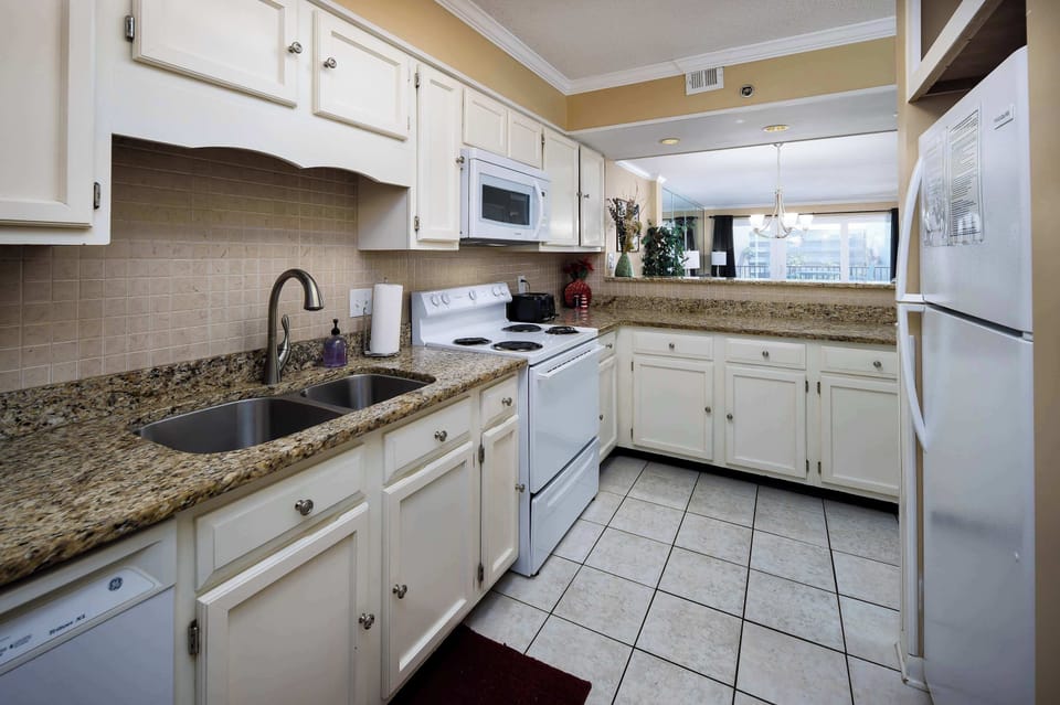 Fully stocked kitchen
