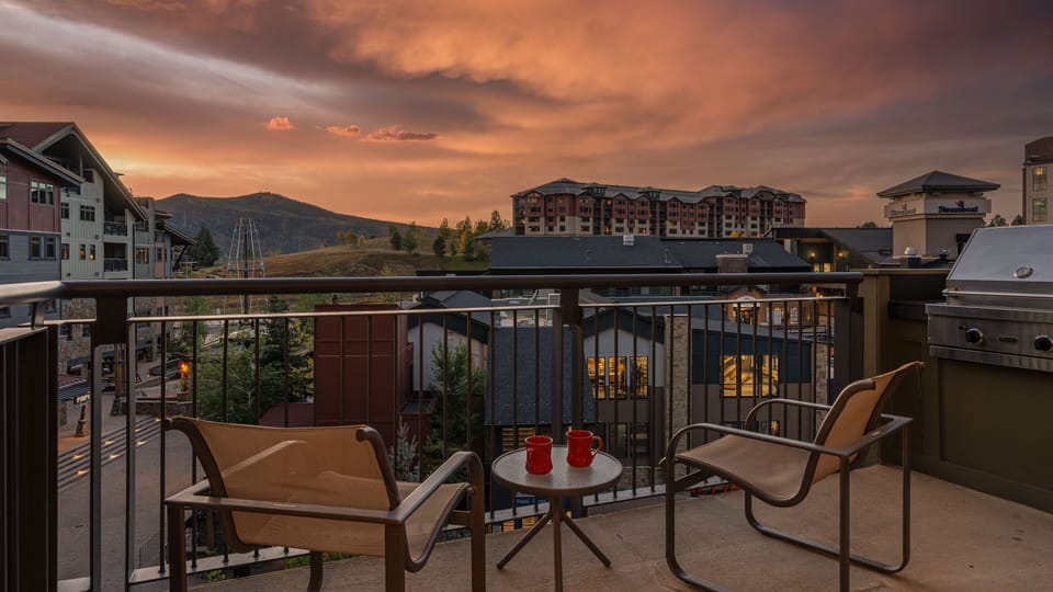 Deck, Main Level - With views