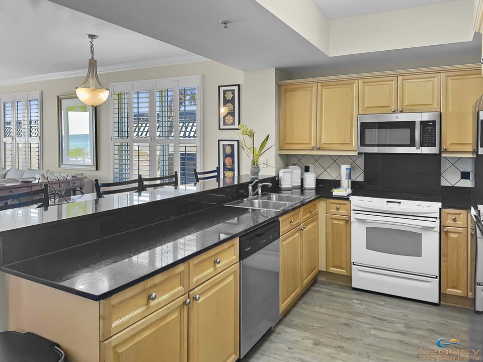 Summer Place #209 Kitchen