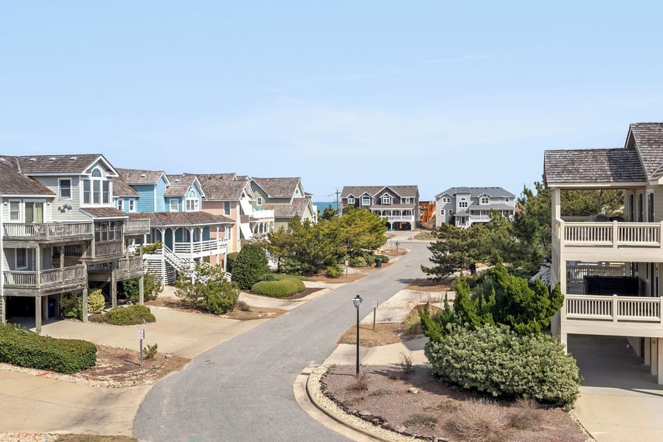 SV07: Sandy Sea Gulls | Top Level Deck View