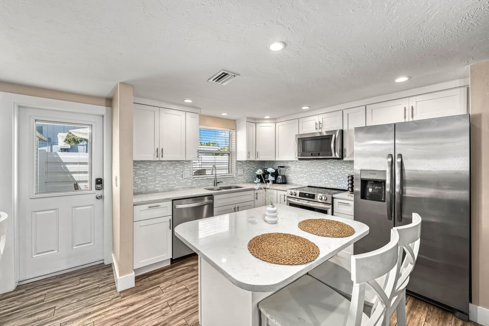 Everything you need at your fingertips—from a spacious fridge to a Keurig—to keep your vacation hassle-free and delicious.